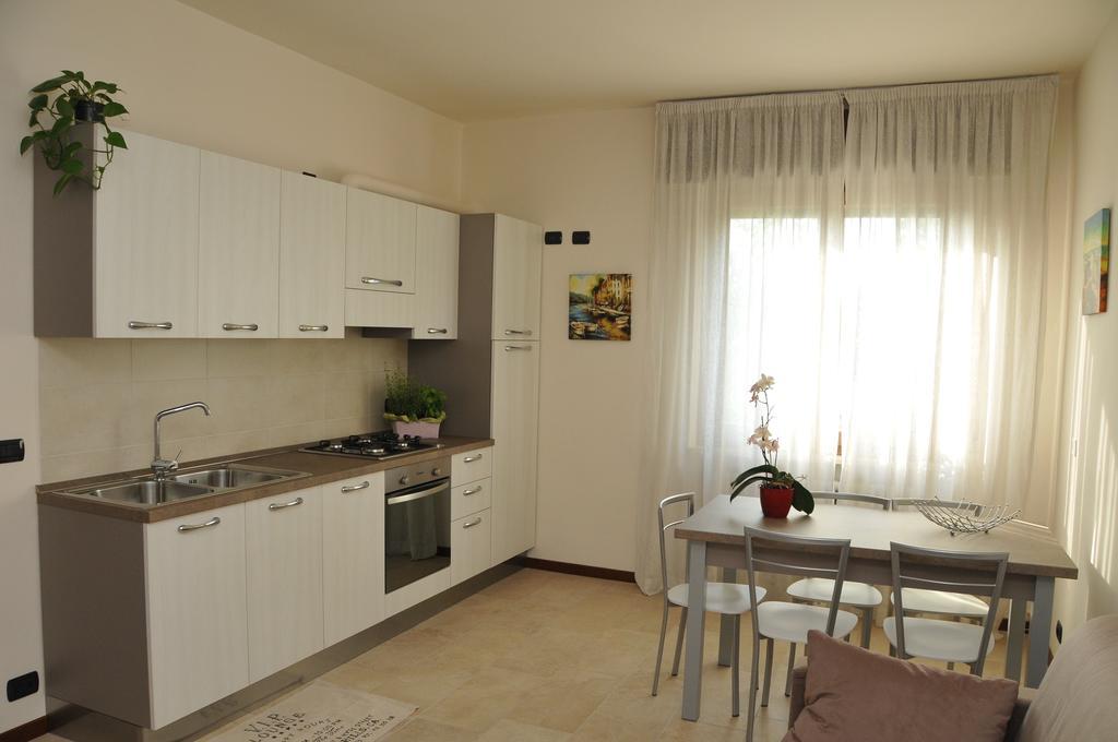 Appartamento Lago Peschiera del Garda Pokój zdjęcie